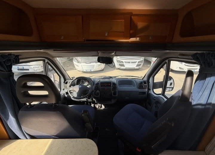 Ci International riviera 55p anno 2003 km 130000.         Prezzo 17900