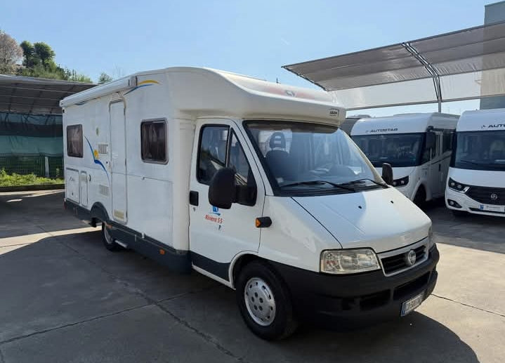 Ci International riviera 55p anno 2003 km 130000.         Prezzo 17900