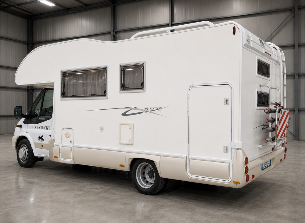 Kentucky Corral 3 anno 06/2007, km 87.600  Ford Transit 2.5 TDI (135cv),        prezzo 19.900