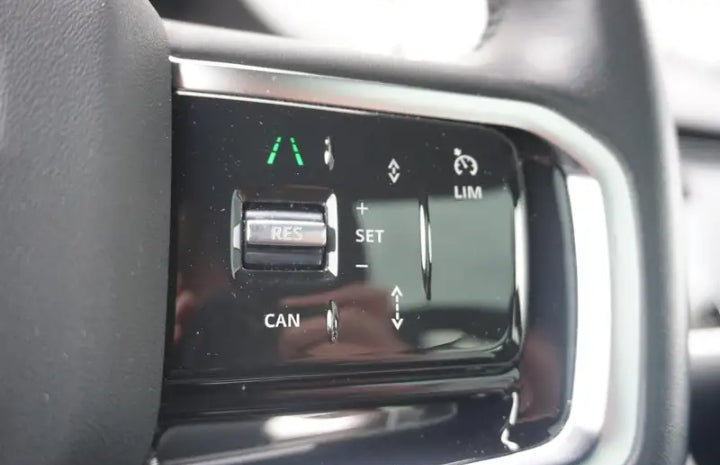 Land rover Range Rover Evoque 2.0d i4 mhev R-Dynamic SE awd 1 
(163cv) 64647 km, 20/04/2022. Prezzo 20900