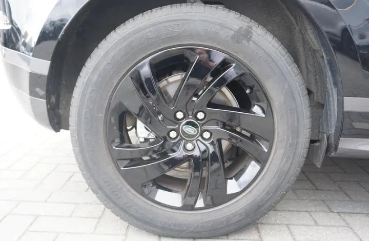 Land rover Range Rover Evoque 2.0d i4 mhev R-Dynamic SE awd 1 
(163cv) 64647 km, 20/04/2022. Prezzo 20900